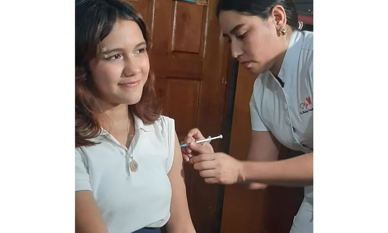 Ministerio de Salud protege a más adolescentes contra el VPH