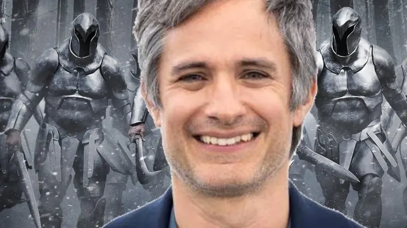 Gael García Bernal asegura que no puede ver 'La Odisea' porque Odiseo habla inglés e internet se le echa encima: "¿Pero el Día de Muertos sí se lo imaginaba en inglés?"