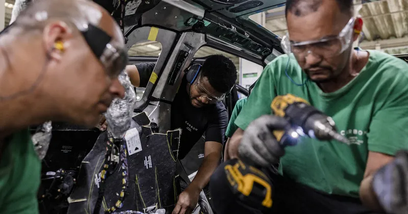Actividad económica de Brasil sorprende con un crecimiento en medio del debate sobre las tasas