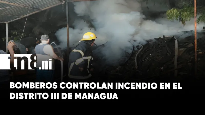 Incendio en carpintería de Managua moviliza a nueve bomberos