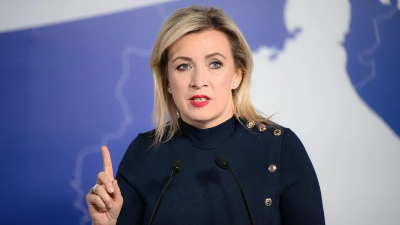 Occidente libra una guerra comercial a escala mundial para conservar su "dominio ficticio", resalta Zajárova | Video
