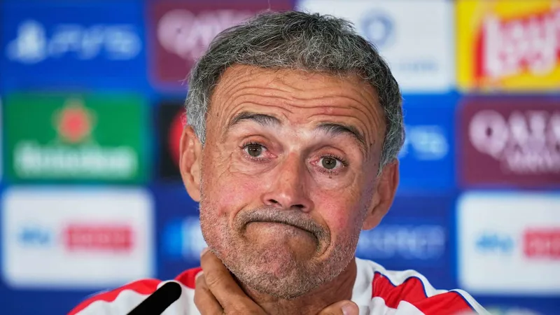 ¿Ferran Torres al PSG? Luis Enrique evita hablar del tema