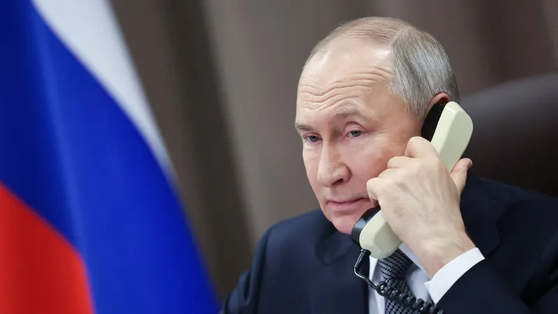 Putin y Trump mantienen una conversación "confidencial": ¿de qué hablaron?