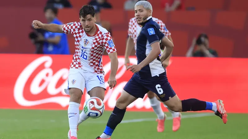 Panamá coqueteó con una hazaña con Croacia, pero terminó yéndose con la derrota: 0-1