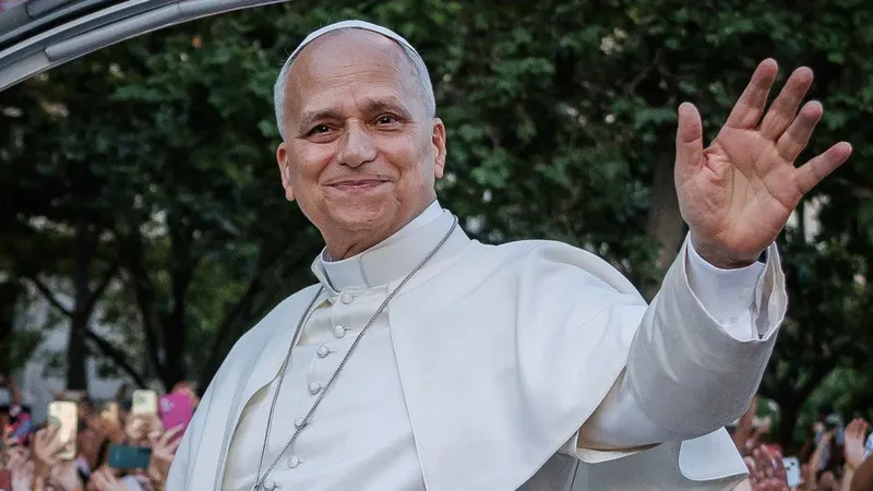 El Vaticano revela nuevos detalles sobre la salud del Papa tras la cirugía de pulmón