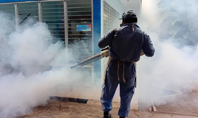 Refuerzan lucha contra el dengue en viviendas de Bolonia