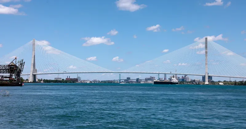 Estados Unidos y Canadá acuerdan abrir el puente que conecta Detroit y Windsor el 27 de julio