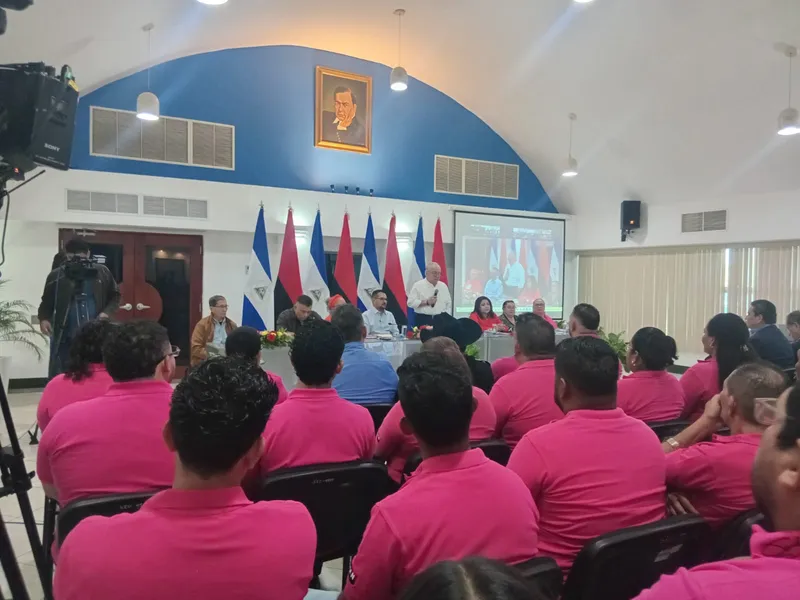 Transportistas respaldan reforma a la Constitución Política