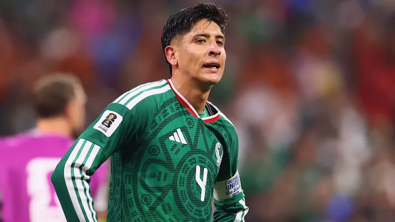¿Por qué Edson Álvarez no juega ni en la Championship?