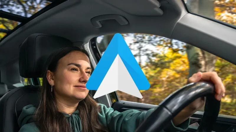 Android Auto estrena una nueva versión de su app más popular con mejoras en Stremio y control remoto del móvil desde el coche