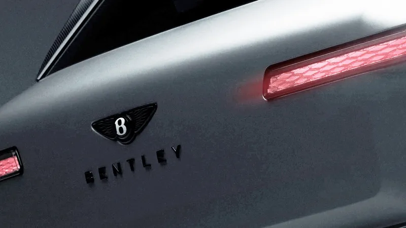 Una orquesta para sonar a motor V8: la propuesta de Bentley para su primer coche 100% eléctrico