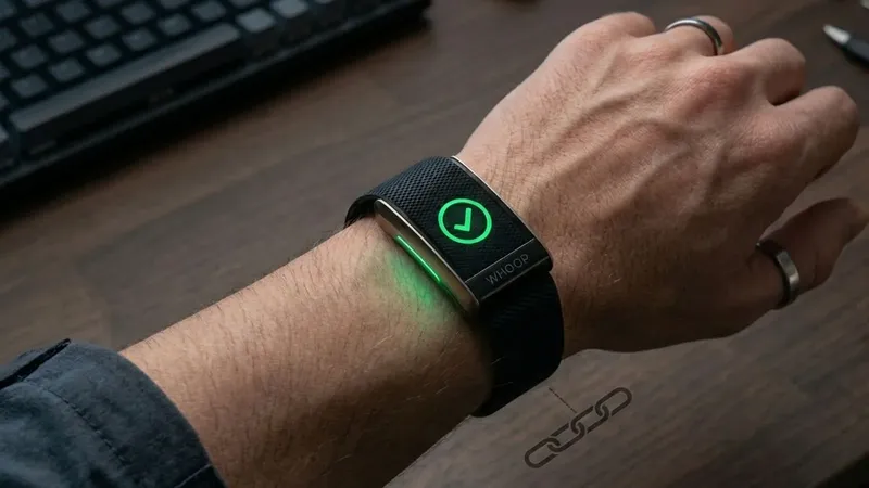 Un usuario ha conseguido que la pulsera de actividad de Whoop funcione sin ninguna suscripción