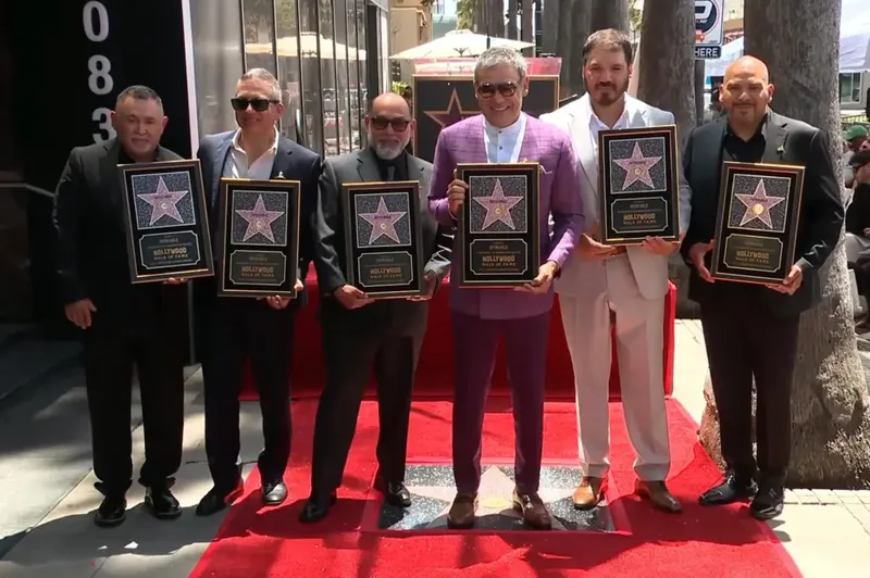 Intocable recibe estrella en el Paseo de la Fama de Hollywood: ‘Gracias por ponernos aquí’