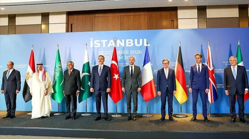 Cumbre en Estambul: Urgen diálogo entre EEUU e Irán y rechazan ataques