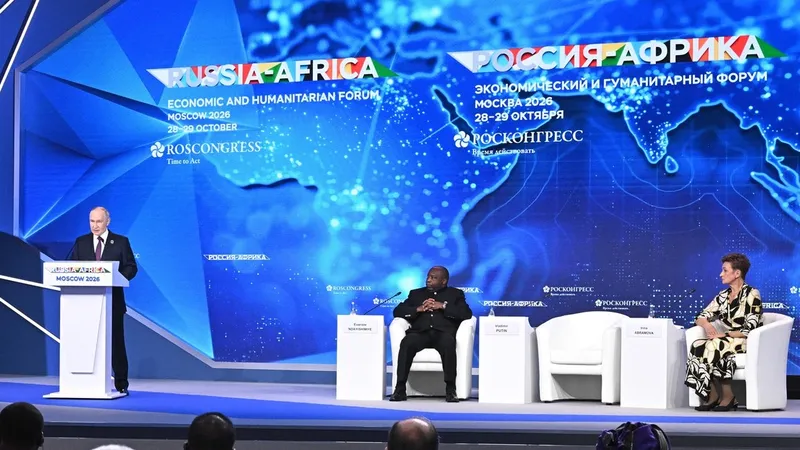 Rusia y África estrechan lazos: las claves de una cumbre estratégica (MINUTO A MINUTO)