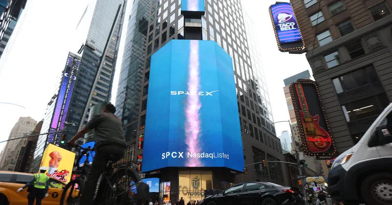 SpaceX negocia acceso a 80.000 estaciones base en EE.UU. para su nueva red móvil