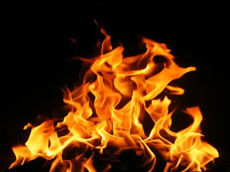 Bomberos sofocan incendio en Villa Arlen Siu