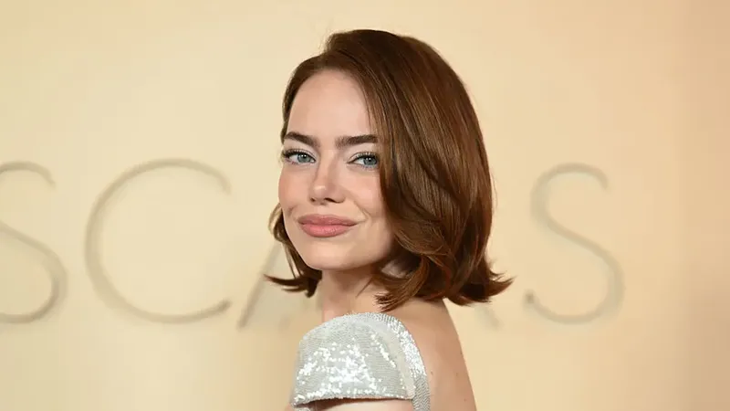 Violeta Isfel asegura que la confunden con Emma Stone: “Me pasa muy seguido”