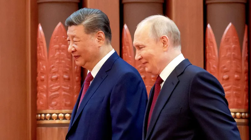La hegemonía unipolar pierde terreno ante el ascenso de Rusia y China, según un experto