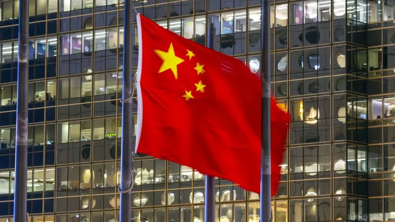 China devuelve el golpe a EE.UU. por su 'lista negra'