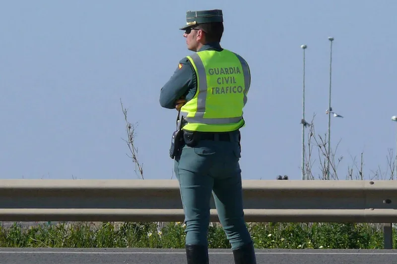 Le roban el móvil en Mallorca, el GPS marca su posición y la Guardia Civil le dice que pida cita previa para denunciar