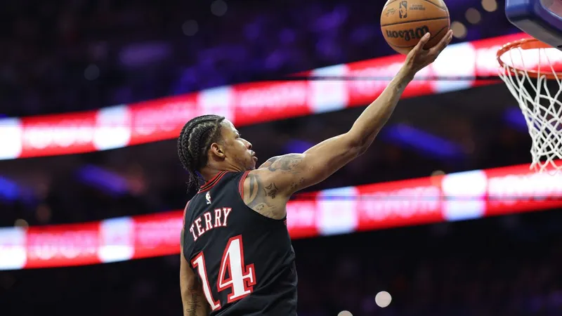 Los 76ers despiden a Dalen Terry