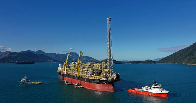 “Esperar y ver”: la caja de las petroleras se dispara, pero aún frenan nuevas inversiones