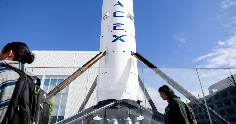 SpaceX, de Elon Musk, presenta su solicitud para una OPI en Nasdaq bajo el símbolo SPCX