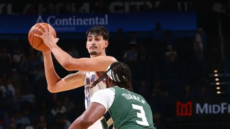 Noche loca de Aday Mara: rey de la pista ante este niño del Barça y la NBA alucina