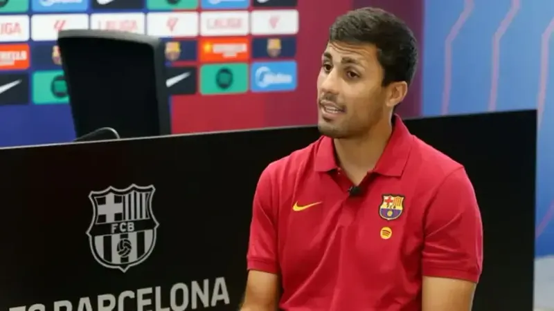Rodri: "Raphinha es espectacular y Julián es brutal, claro que lo ficharía"
