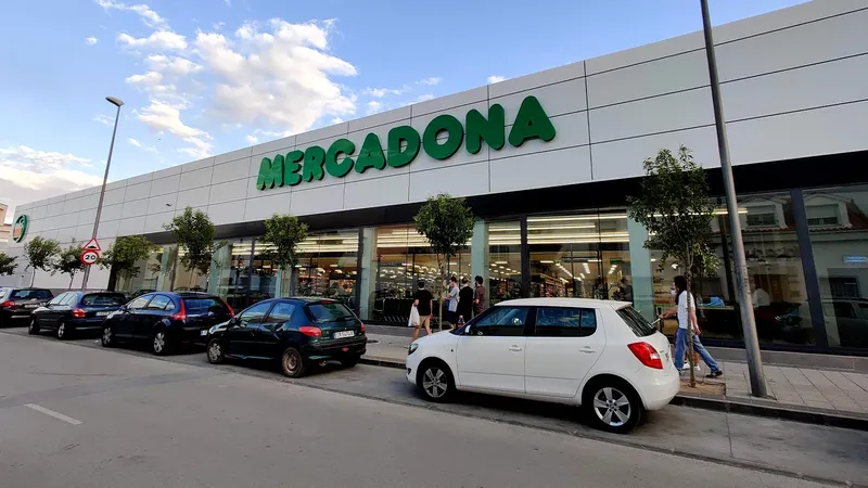 Apps que debes tener en el móvil si quieres ahorrar en el Mercadona
