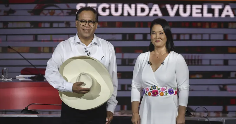 Sánchez propone a Fujimori una revisión conjunta de votos tras la segunda vuelta en Perú