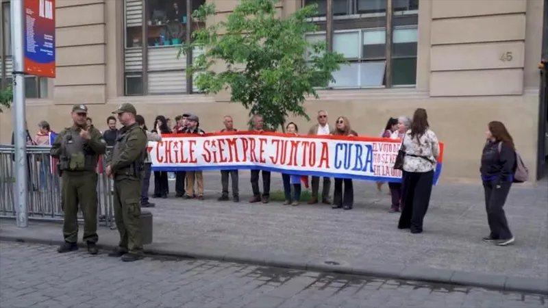 Organizaciones chilenas defienden a Cuba ante el bloqueo de EEUU