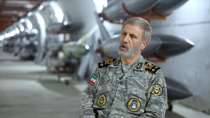 Comandante en jefe del Ejército: Irán, preparado para una guerra asimétrica
