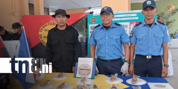 Bachilleres de educación de adultos presentan sus proyectos innovadores