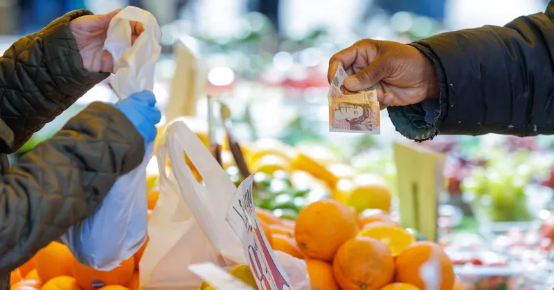 Inflación del Reino Unido alcanza máximo de cuatro meses por alza de las facturas de energía