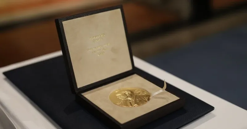 Tres científicos ganan el Nobel de Medicina por avances que permiten mapear el cerebro con luz
