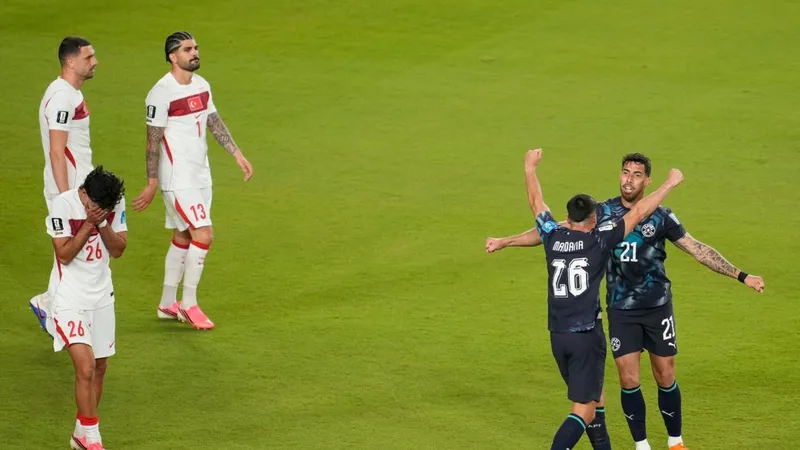 0-1: ¡Paraguay, con uno menos, echa del Mundial a la Turquía de Arda Güler!