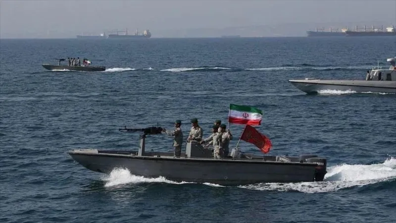 Irán ataca dron marítimo de EEUU que intentaba entrar en zona protegida de Ormuz