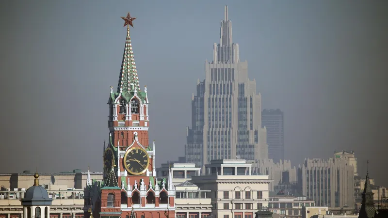 Moscú respalda las voces que exigen a Kiev detener los ataques contra la infraestructura civil, indican en el Kremlin