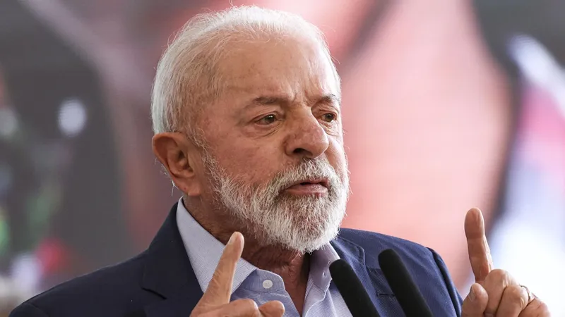 Lula califica como "irresponsable e imprudente" el retiro de la visa de la embajadora de Brasil en EEUU