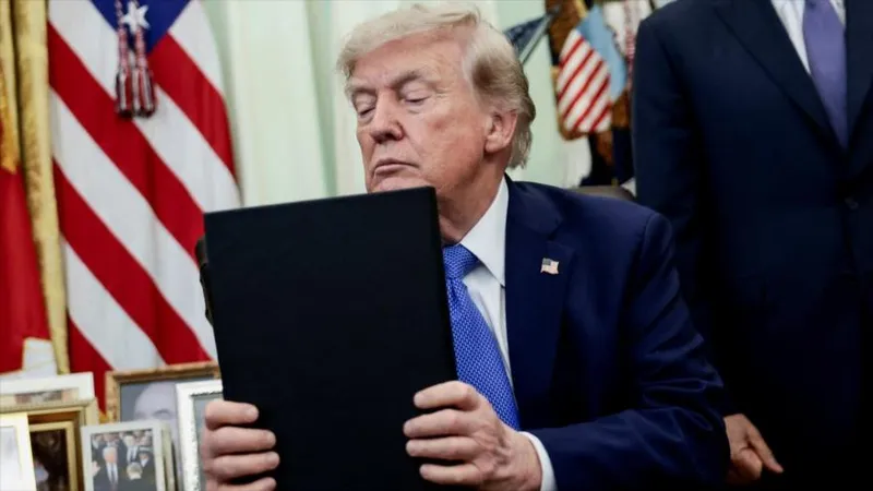 Trump reitera amenaza contra Seúl por rechazar unirse a EEUU contra Irán