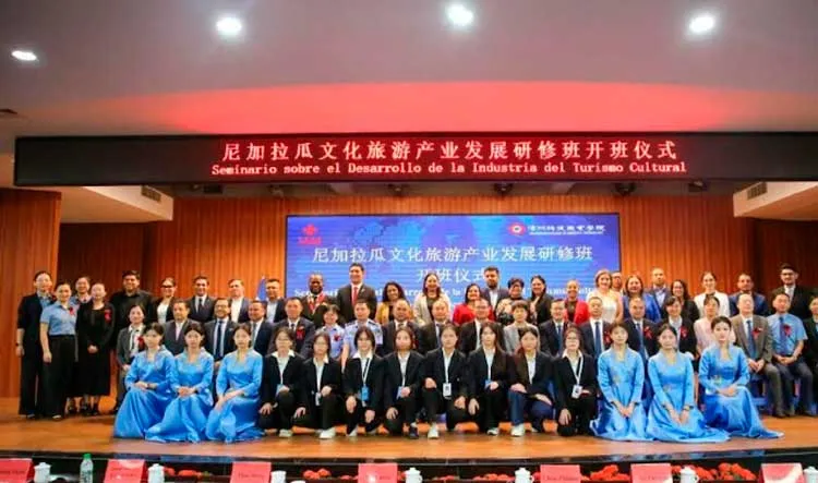 China seguirá contribuyendo al turismo nica