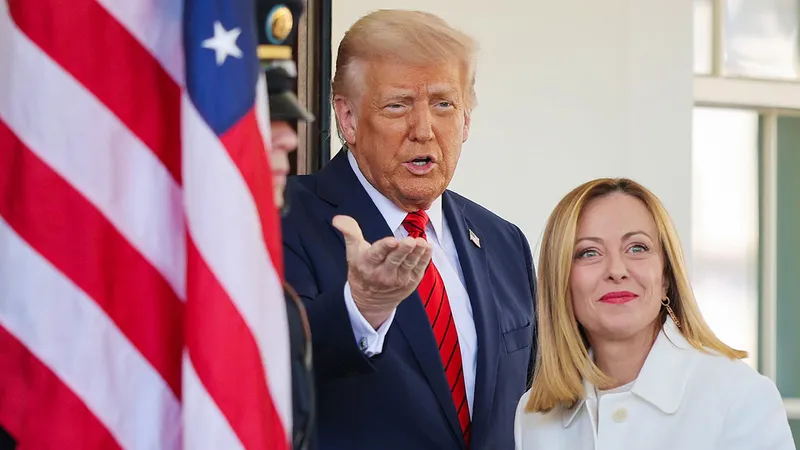 Trump intensifica su ataque contra Meloni