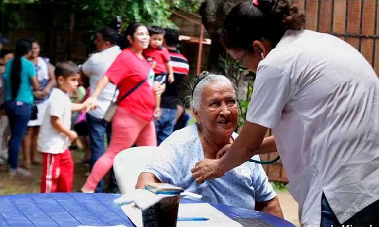 Más de 150 mil familias serán atendidas con ferias de salud