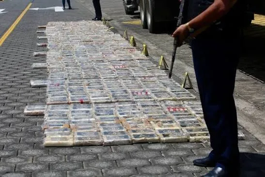 Dictan prisión contra sujetos acusados de trasegar cocaína desde Costa Rica hacia Honduras