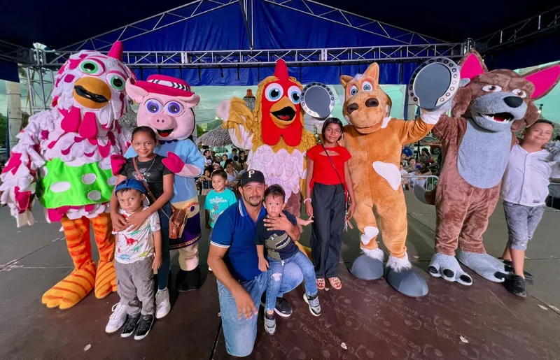 Más de 15 mil actividades se realizan en el país en celebración del 47/19