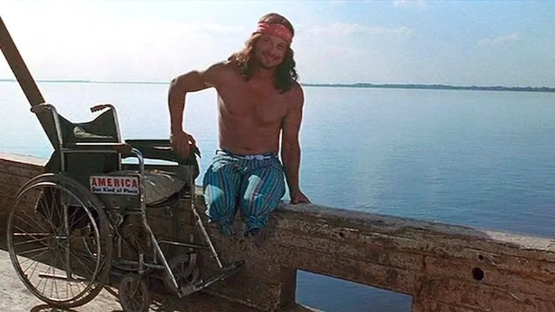 He tardado más de tres décadas en pillar este comentario del Teniente Dan, el mejor guiño oculto de 'Forrest Gump'