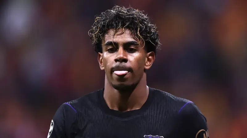 Lamine vacila a Mario Lemina tras su exhibición ante el Galatasaray