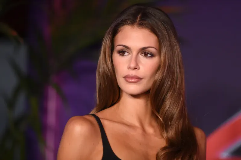 Kaia Gerber reaparece en público por primera vez tras la muerte de su hermano Presley